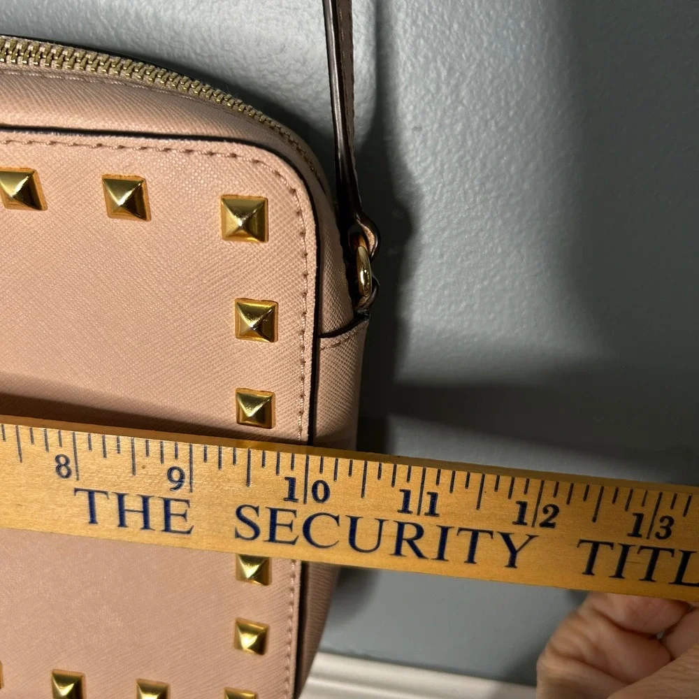 Michael Kors Pink Studded sandrine Crossbody Bag Gold‎ Hardware purse